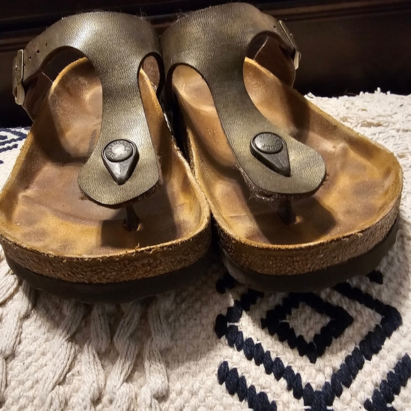 Birkenstock Gizeh Sandal EU 38 / US 7 to 7.5 Oiled Bronze Leather - Picture 11 of 15